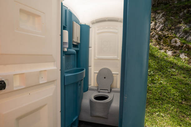 Portable restroom solutions in Smithville, OH